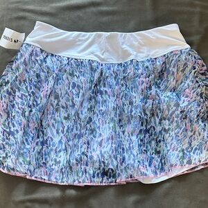Jofit White and Multicolor Skort